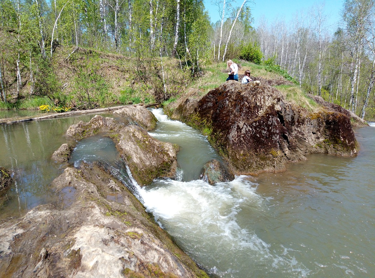 Водопады и скалы Новосибирской области